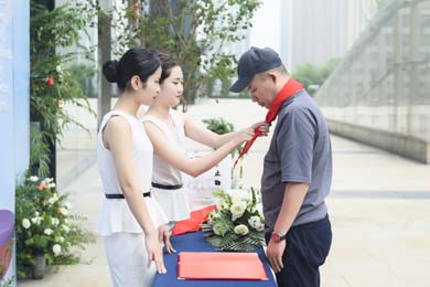 藍(lán)城云溪桃源幼兒園的簽約儀式